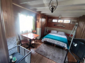 Victoria Cabin
